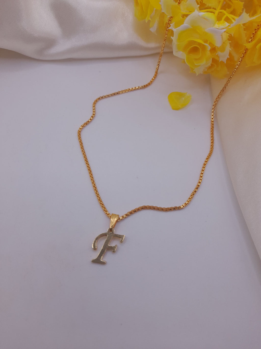 FANCY CUSTOMISED ALPHABET LOCKET