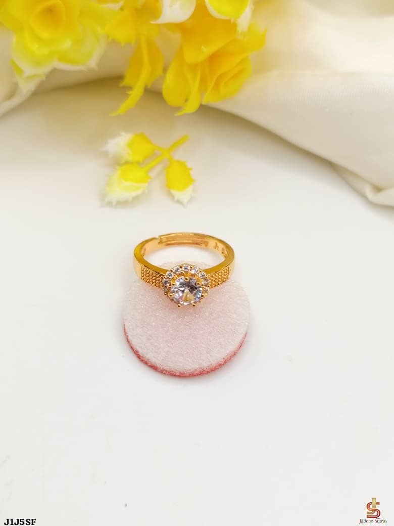 Fancy Beautifull Gold Plated Zirqoon Ring