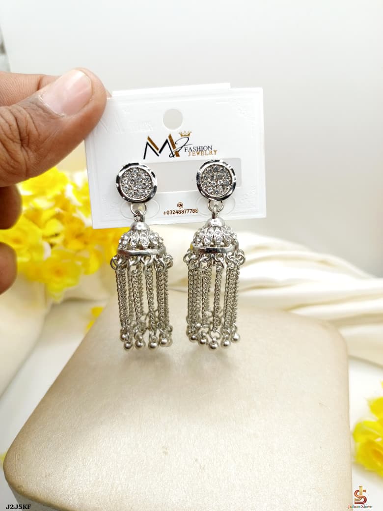 Zirqoon  Ball Latkan Jhumki