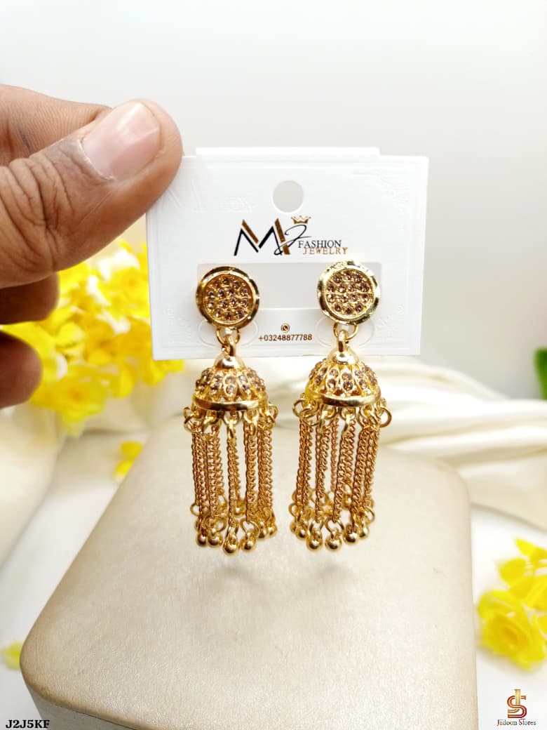 Zirqoon  Ball Latkan Jhumki