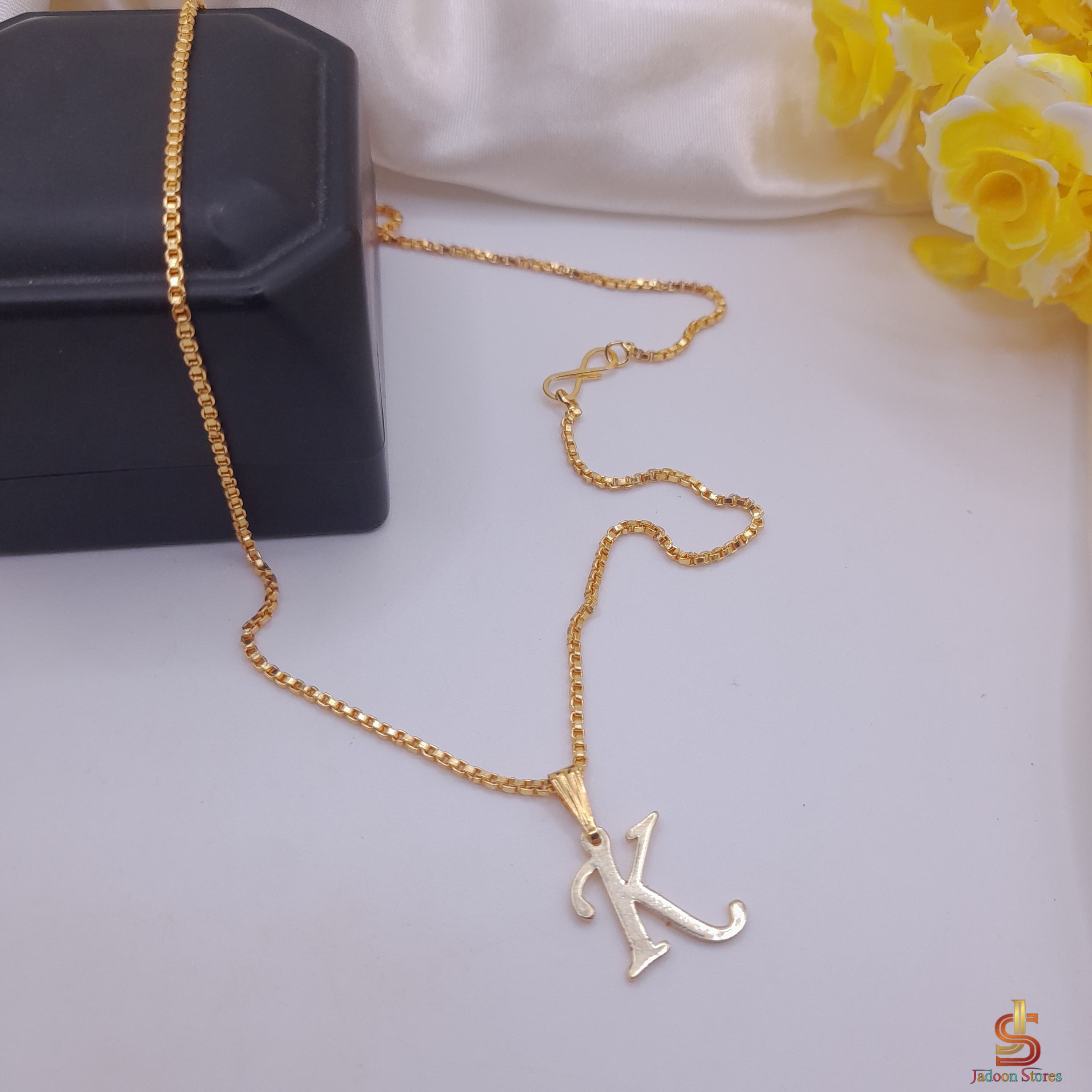 FANCY CUSTOMISED ALPHABET LOCKET