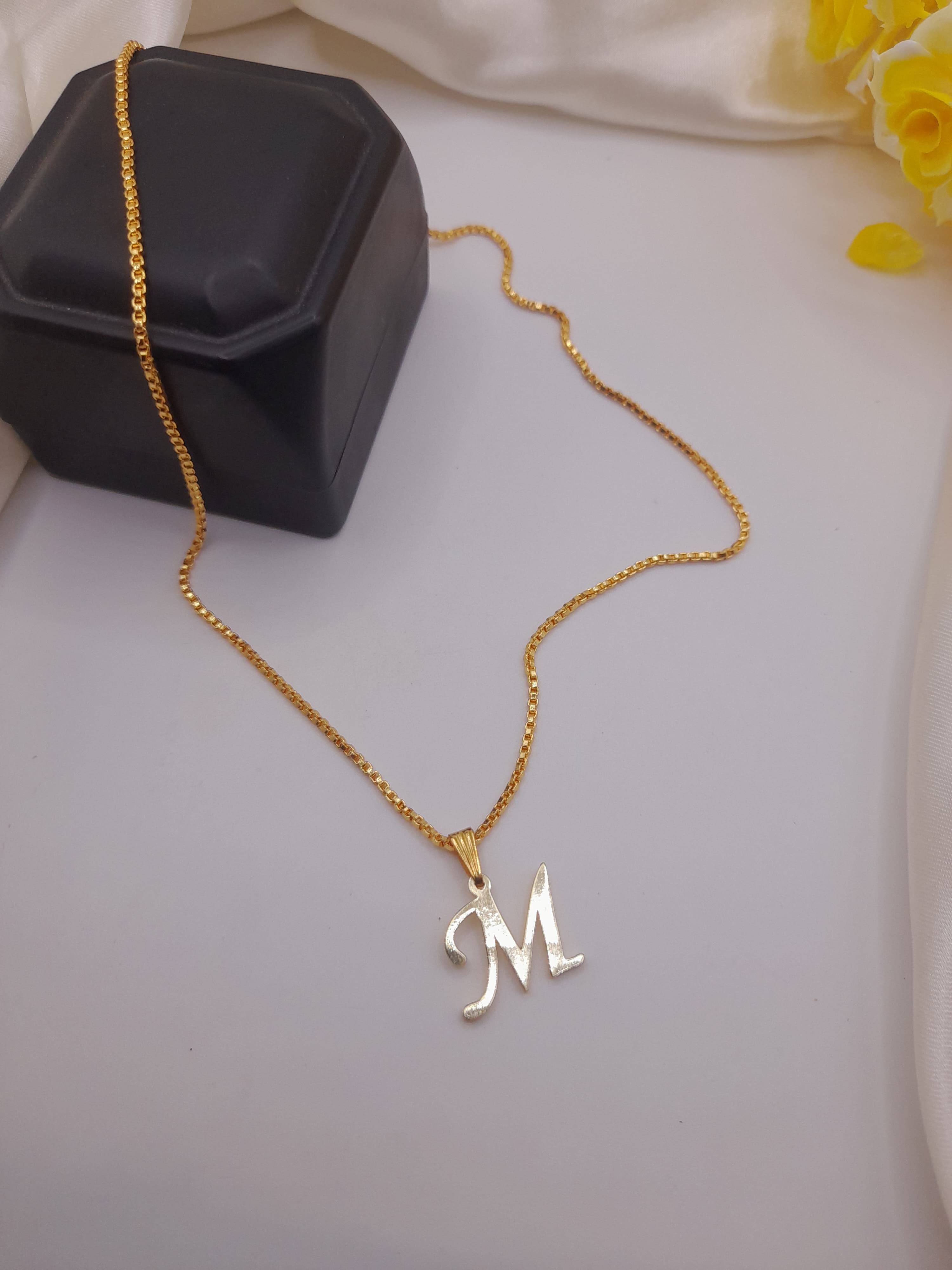 FANCY CUSTOMISED ALPHABET LOCKET